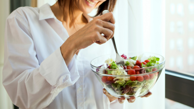 Ramalho Souza Alves reforça que adotar uma alimentação consciente melhora a qualidade de vida.