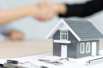 O registro público é essencial para garantir segurança jurídica nas transações, destaca Kelsem Ricardo Rios Lima.