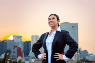 Cristiane Ruon dos Santos revela como peças antigas despertam emoções e mantêm viva a memória cultural.