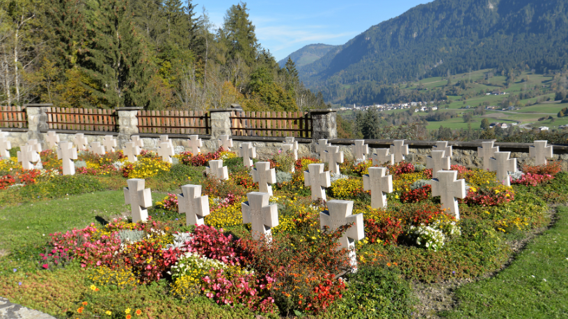 Tiago Schietti destaca a importância dos cemitérios sustentáveis e da gestão ambiental responsável.